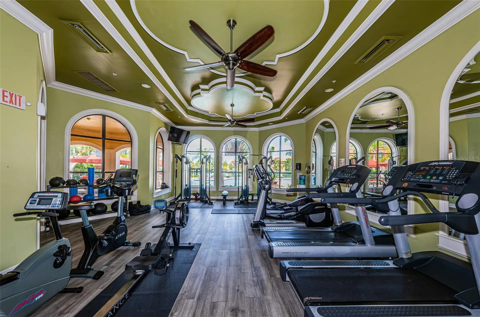 2757 Via Cipriani Clearwater FL 33764