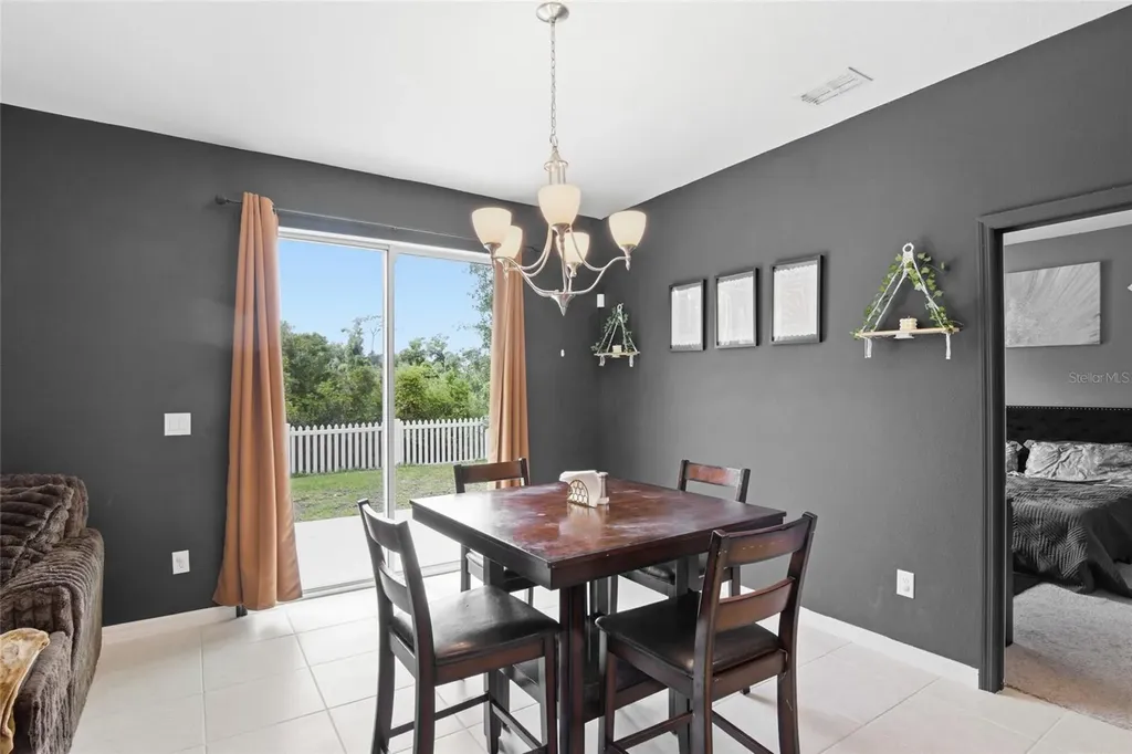 2004 Buckhanon Trail Deland FL 32720