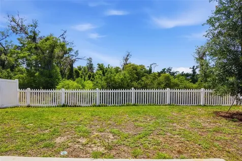 2004 Buckhanon Trail Deland FL 32720