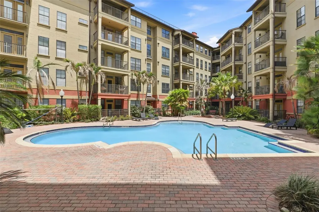 911 N Orange Avenue Orlando FL 32801