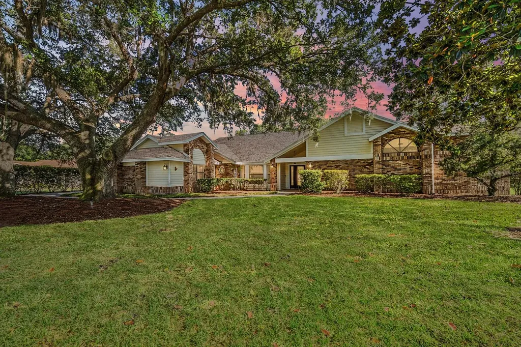 2778 St Andrews Boulevard Tarpon Springs FL 34688