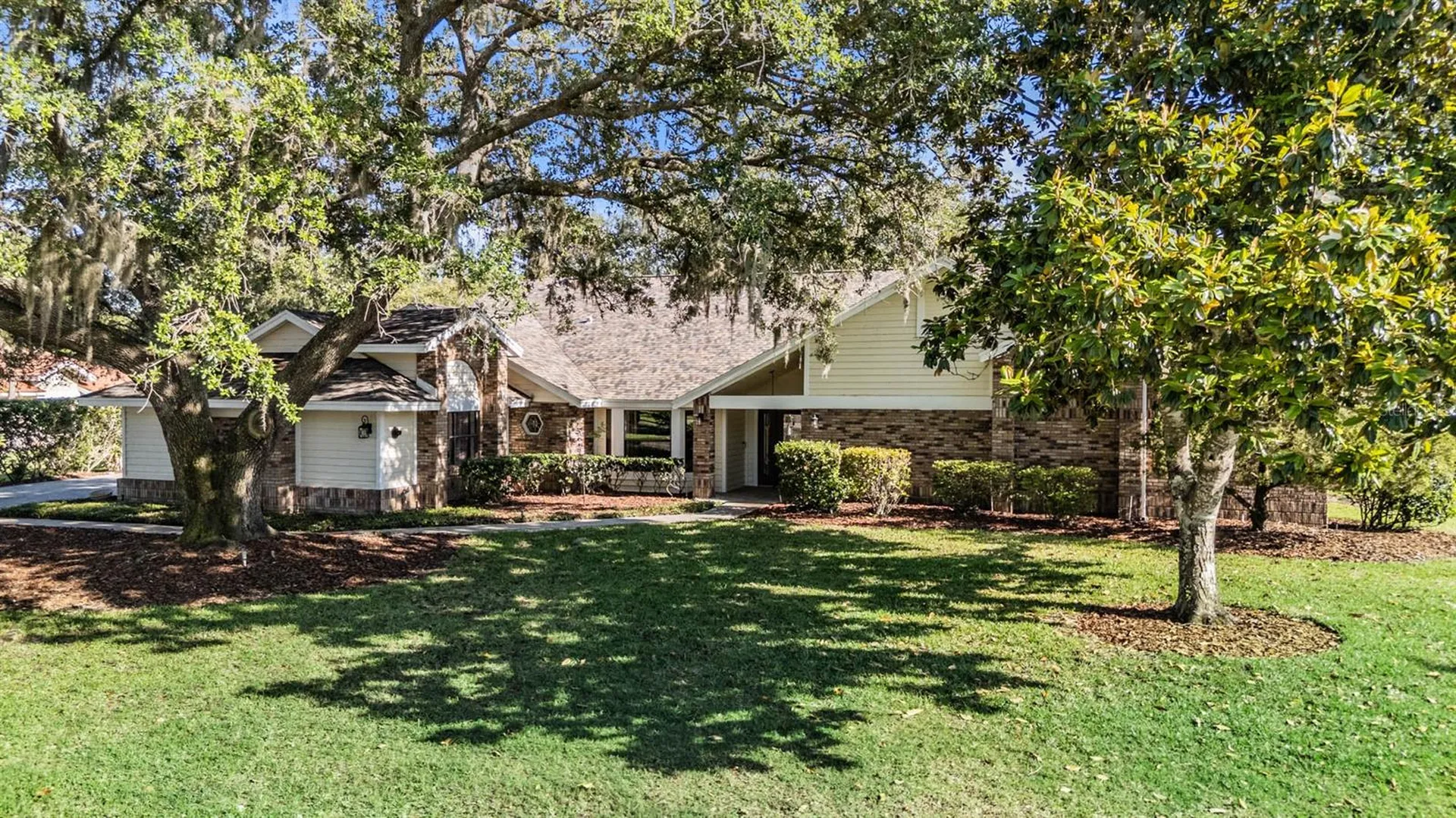 2778 St Andrews Boulevard Tarpon Springs FL 34688