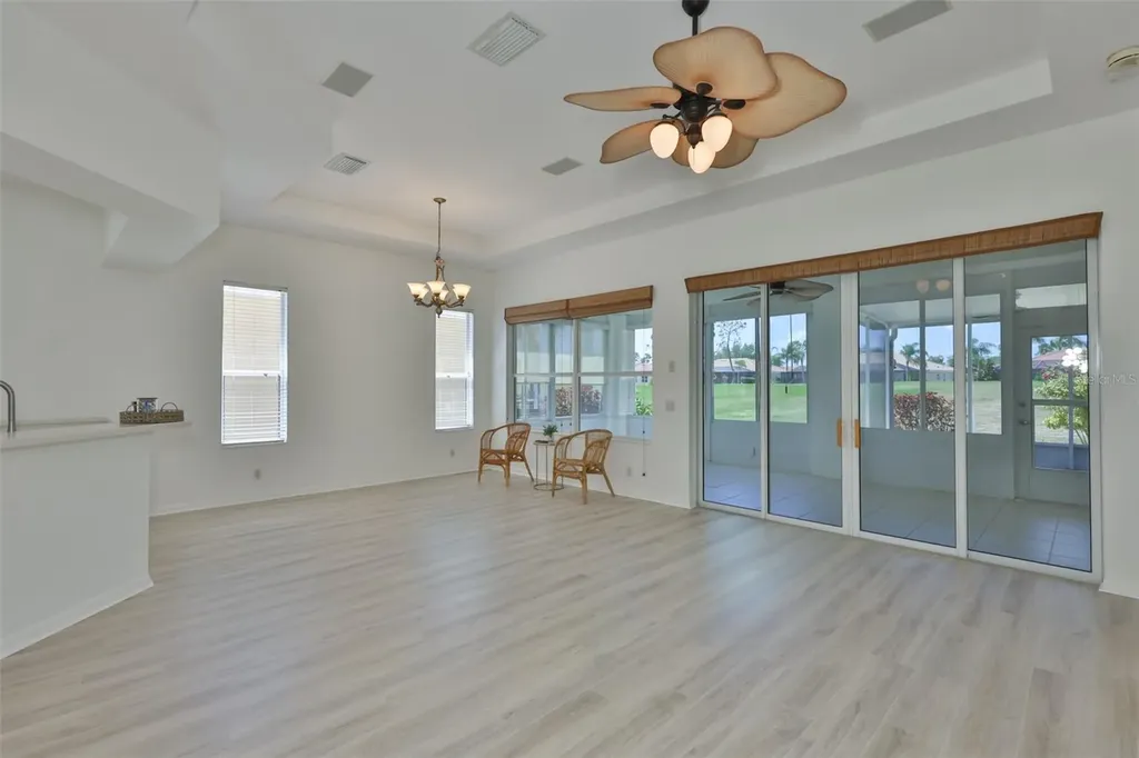 448 Noble Faire Drive Sun City Center FL 33573