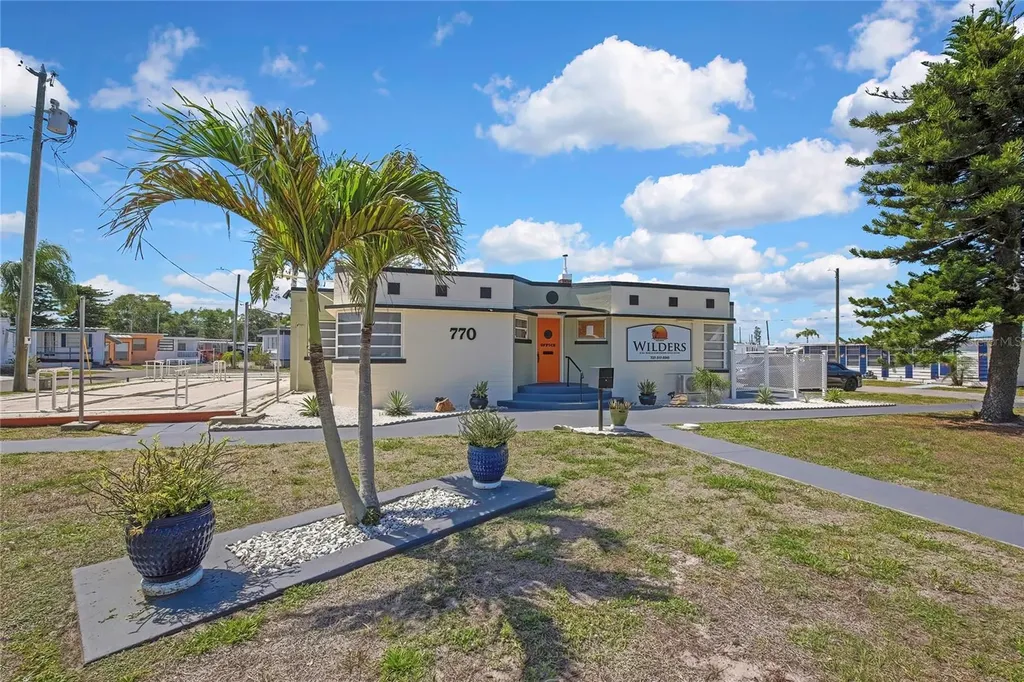 770 32nd Avenue S St Petersburg FL 33705