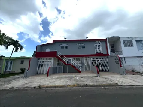 Calle 1 1 SE Reparto Metropolitano Apt. #2 San Juan PR 00901