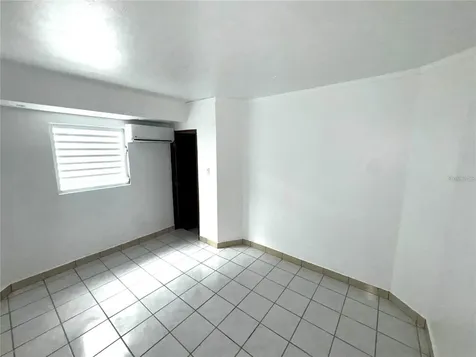 Calle 1 1 SE Reparto Metropolitano Apt. #2 San Juan PR 00901