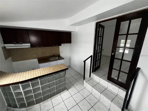 Calle 1 1 SE Reparto Metropolitano Apt. #2 San Juan PR 00901