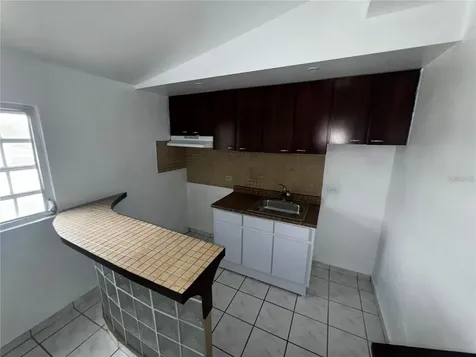 Calle 1 1 SE Reparto Metropolitano Apt. #2 San Juan PR 00901