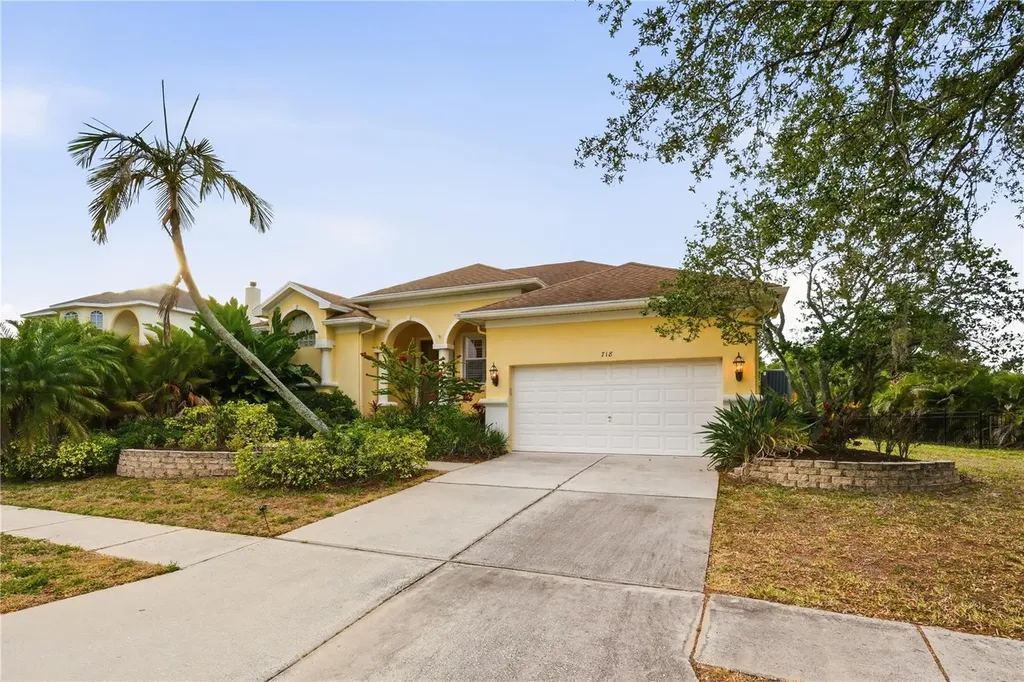 718 Bunker View Drive Apollo Beach FL 33572