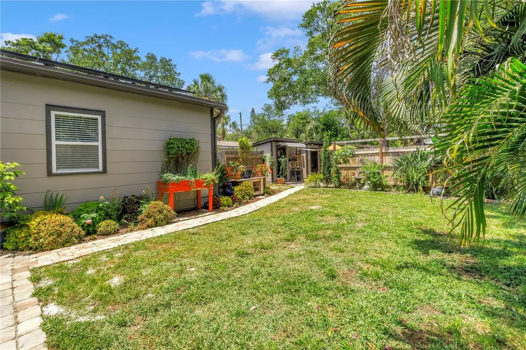 2721 4th Avenue S St Petersburg FL 33712