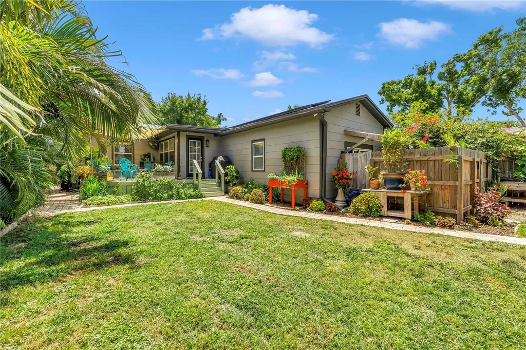 2721 4th Avenue S St Petersburg FL 33712