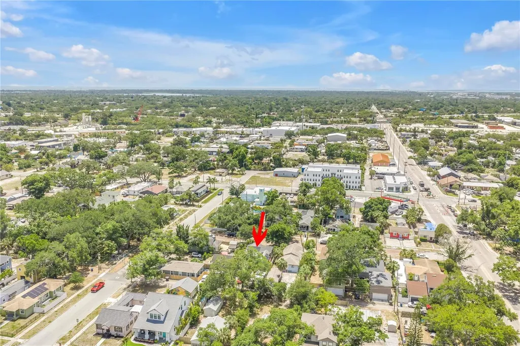 2721 4th Avenue S St Petersburg FL 33712