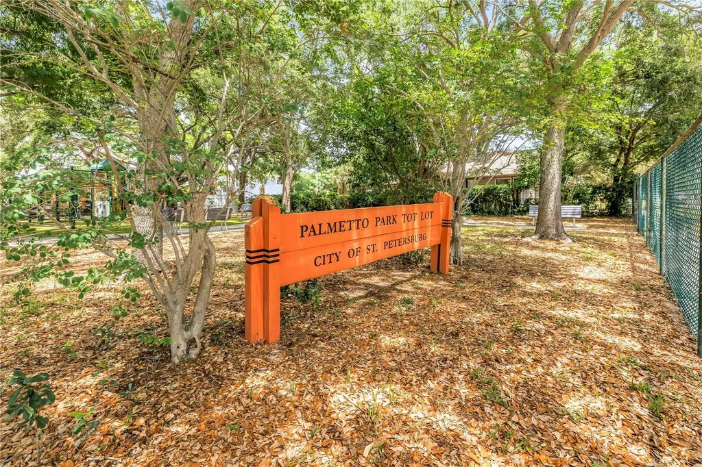 2721 4th Avenue S St Petersburg FL 33712