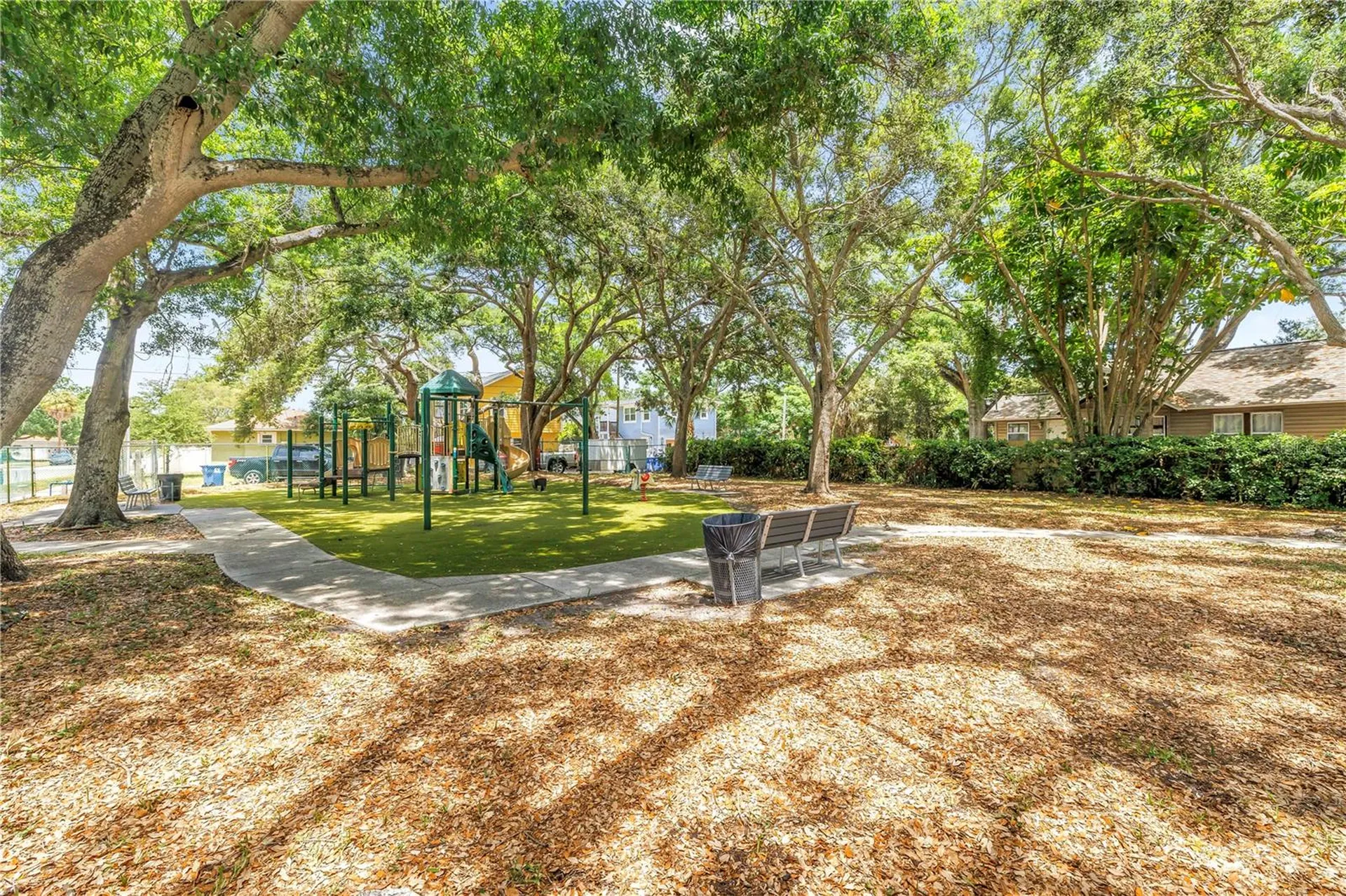 2721 4th Avenue S St Petersburg FL 33712
