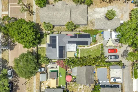 2721 4th Avenue S St Petersburg FL 33712