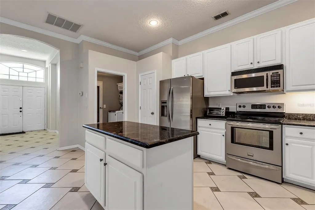 10808 Flycast Circle Orlando FL 32825