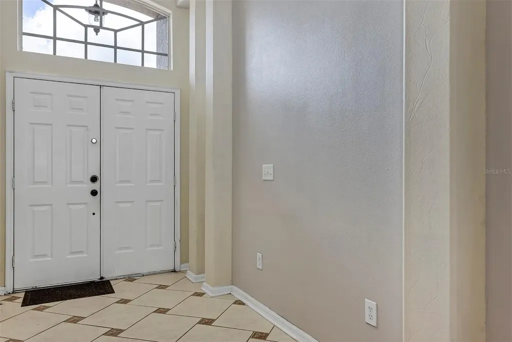 10808 Flycast Circle Orlando FL 32825