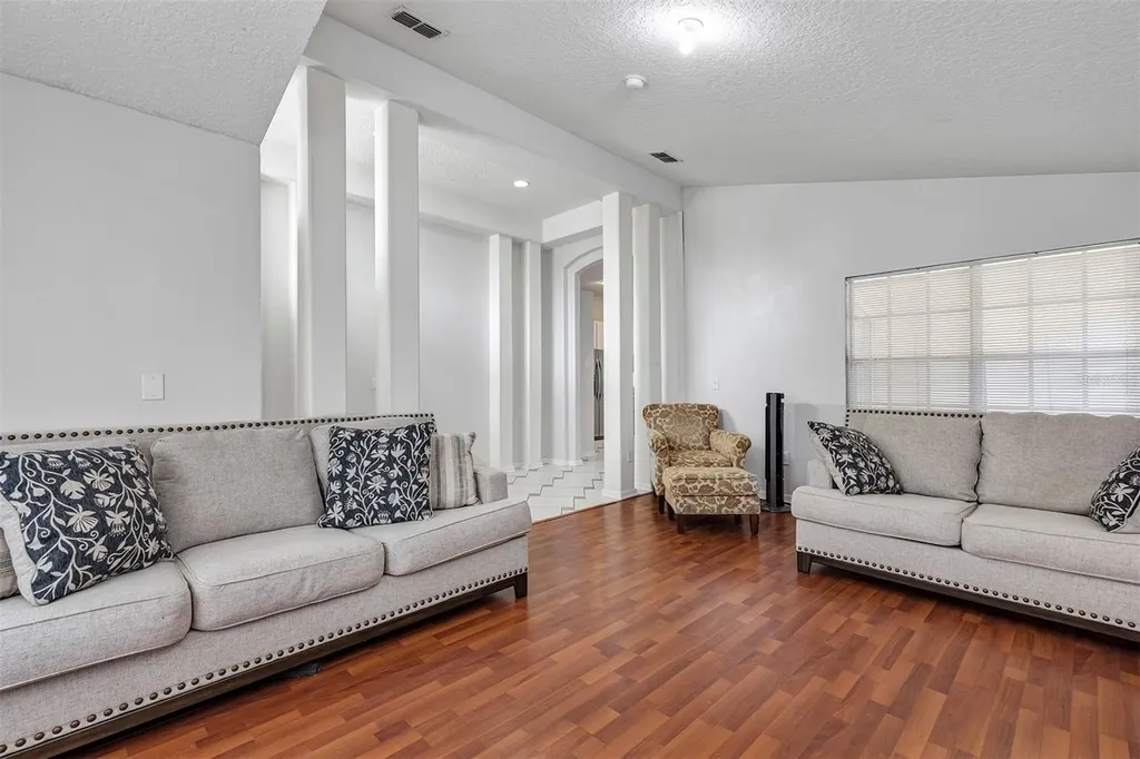 10808 Flycast Circle Orlando FL 32825