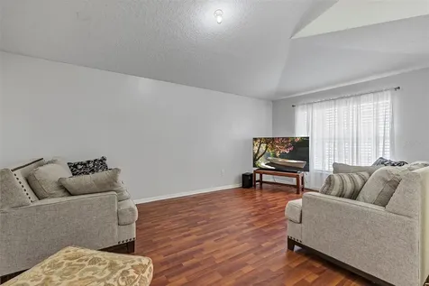 10808 Flycast Circle Orlando FL 32825