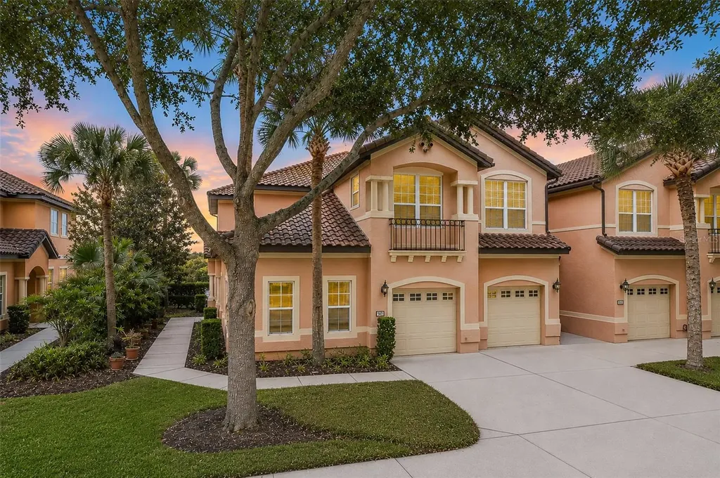 901 Camino Real Boulevard Howey In The Hills FL 34737