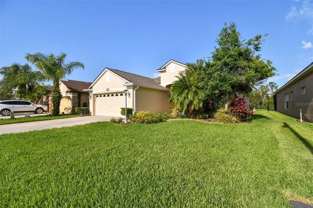 3216 Sago Point Court Land O Lakes FL 34639