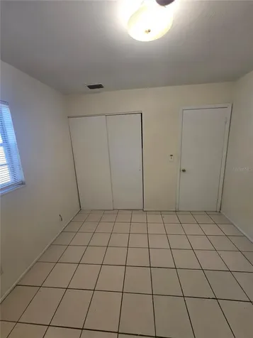 1109 E Seneca Avenue Tampa FL 33612
