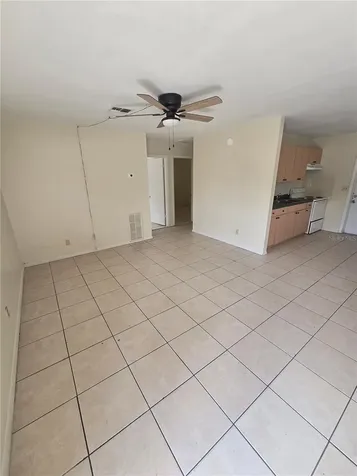 1109 E Seneca Avenue Tampa FL 33612
