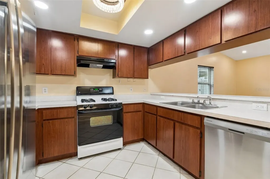 8445 N River Dune Street Tampa FL 33617