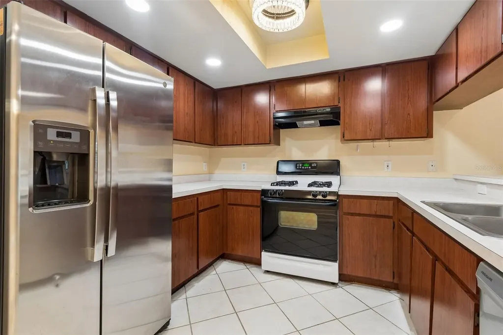8445 N River Dune Street Tampa FL 33617