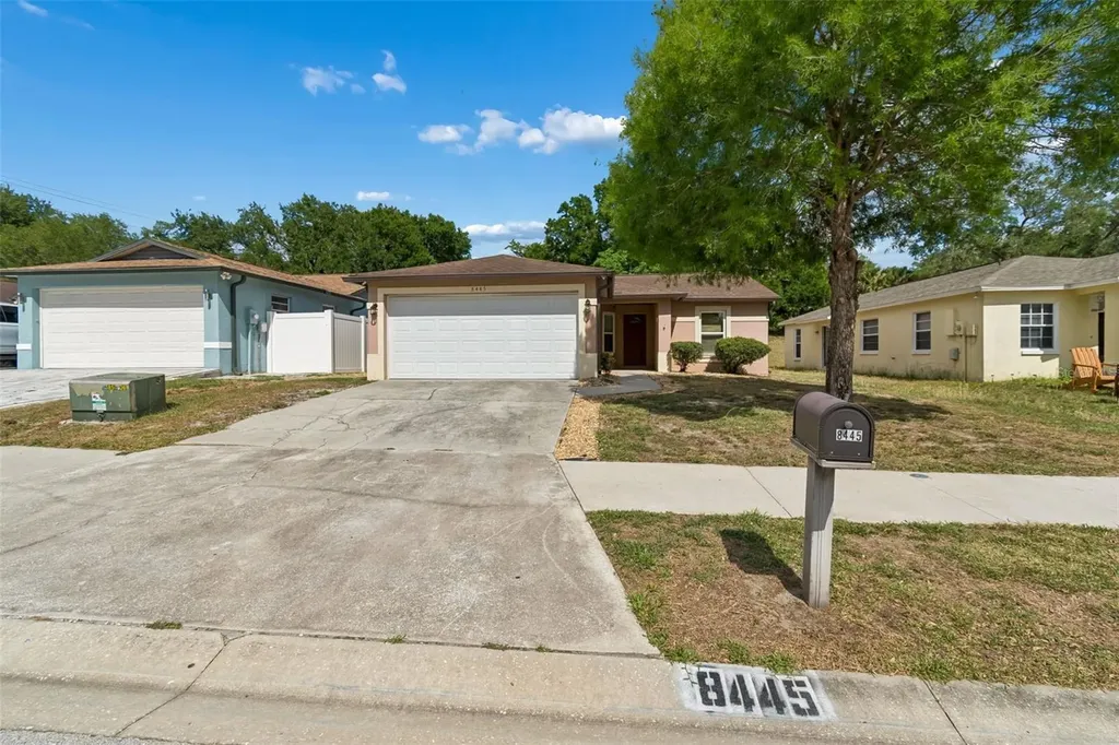 8445 N River Dune Street Tampa FL 33617