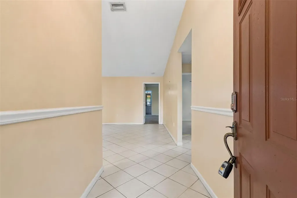 8445 N River Dune Street Tampa FL 33617