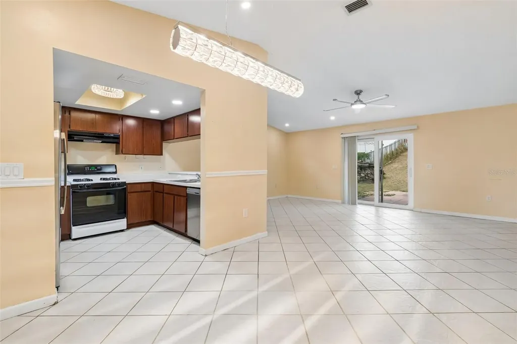 8445 N River Dune Street Tampa FL 33617