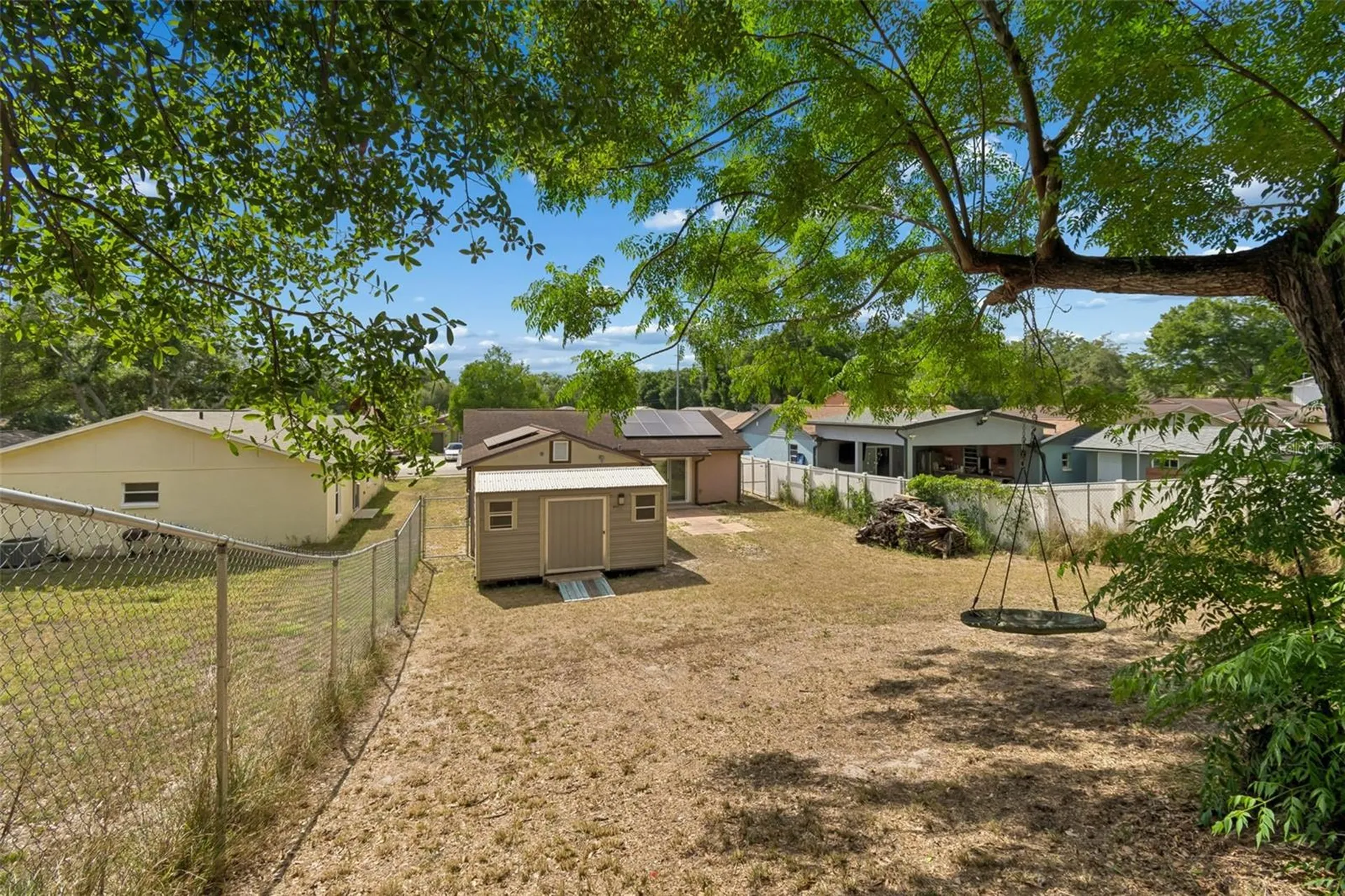 8445 N River Dune Street Tampa FL 33617