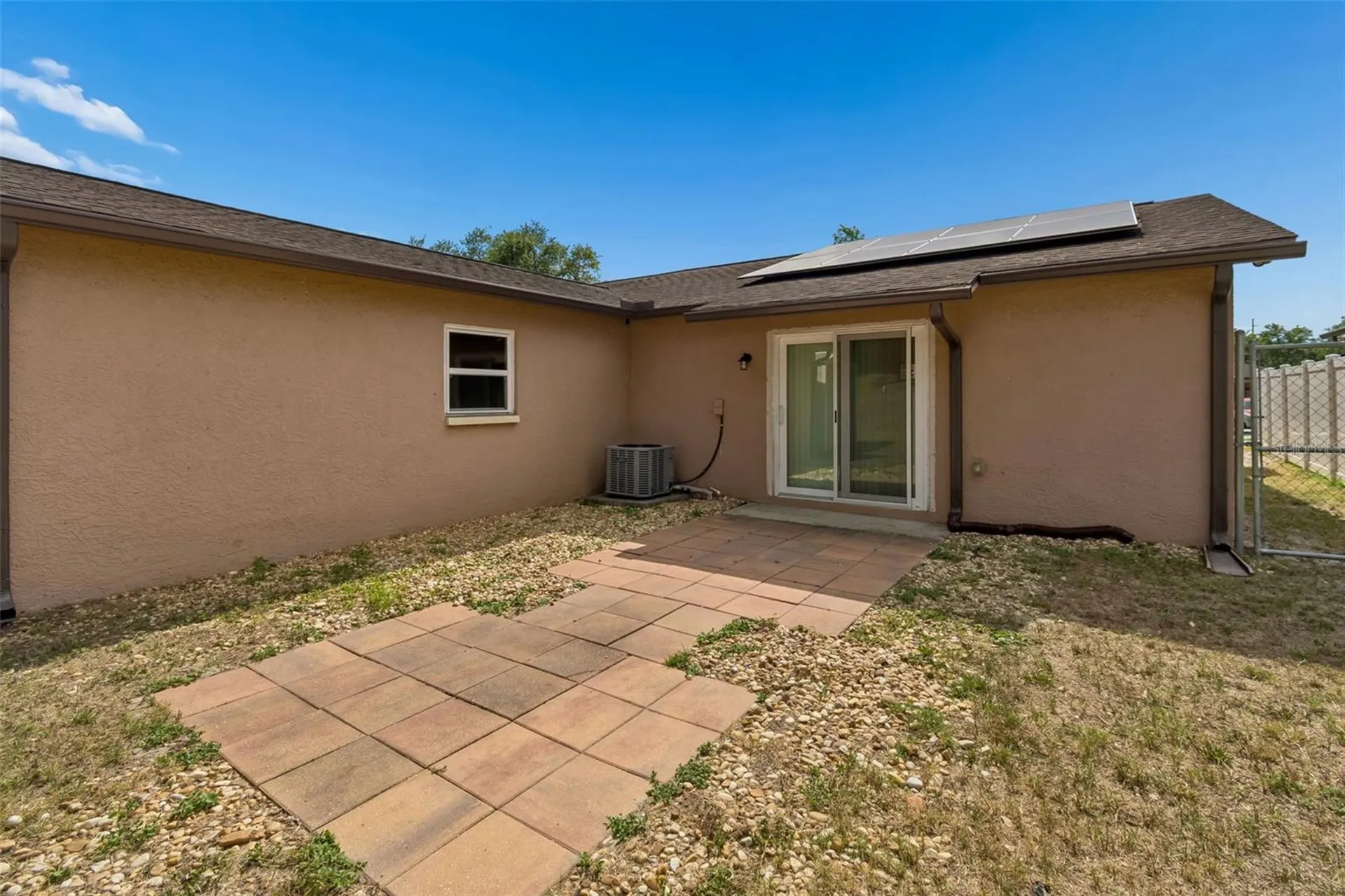8445 N River Dune Street Tampa FL 33617