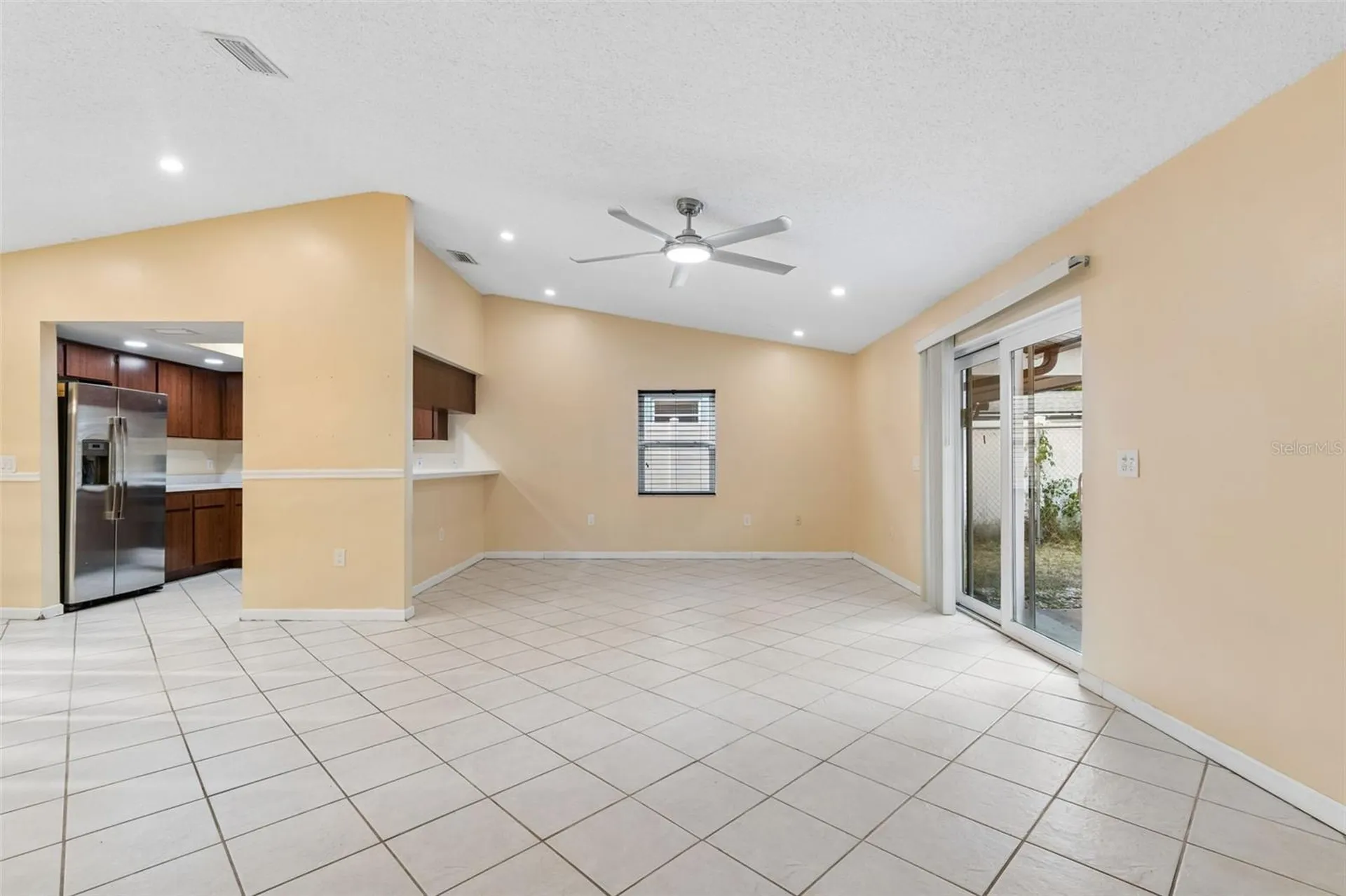 8445 N River Dune Street Tampa FL 33617
