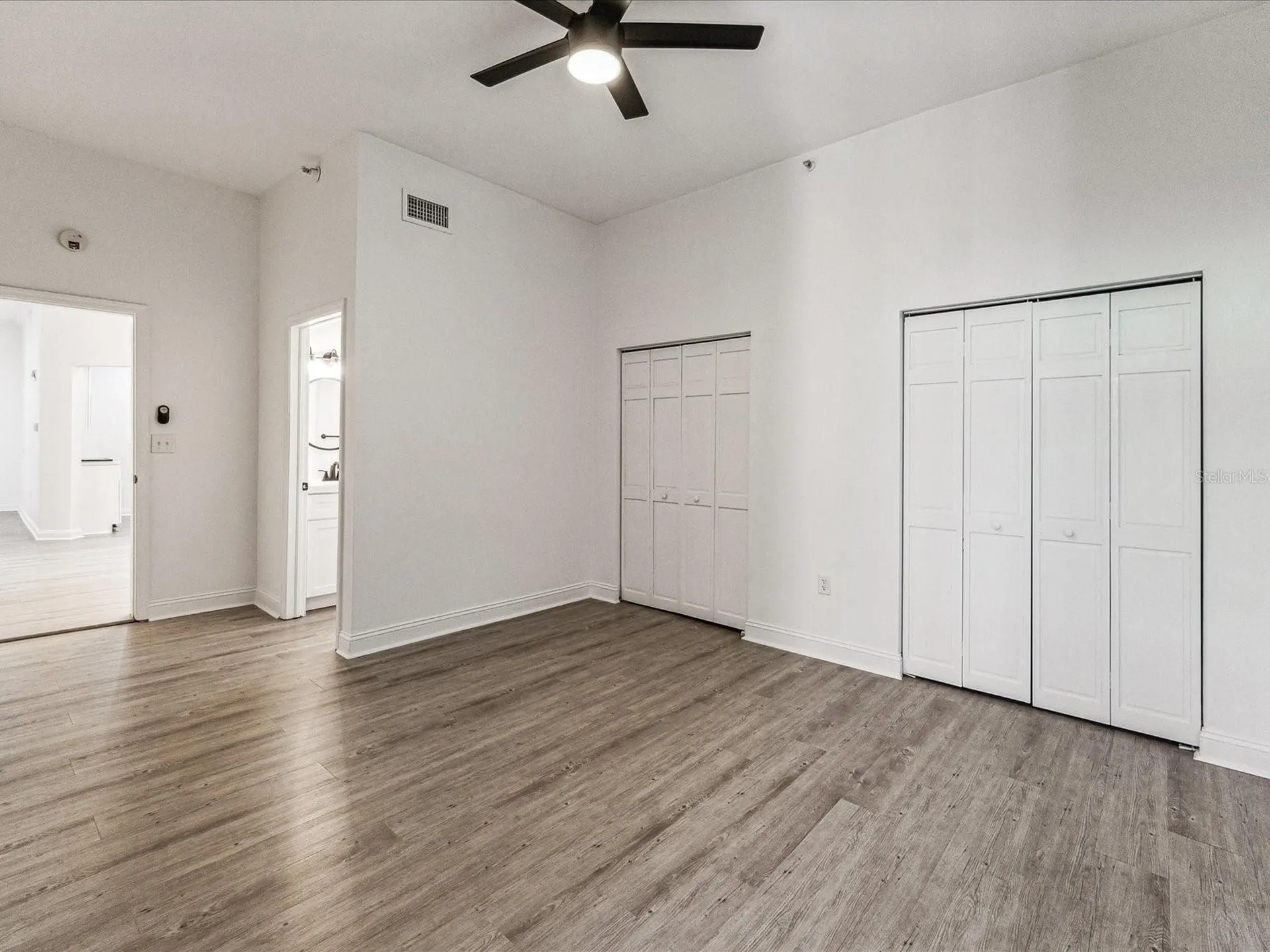 215 Central Avenue St Petersburg FL 33701