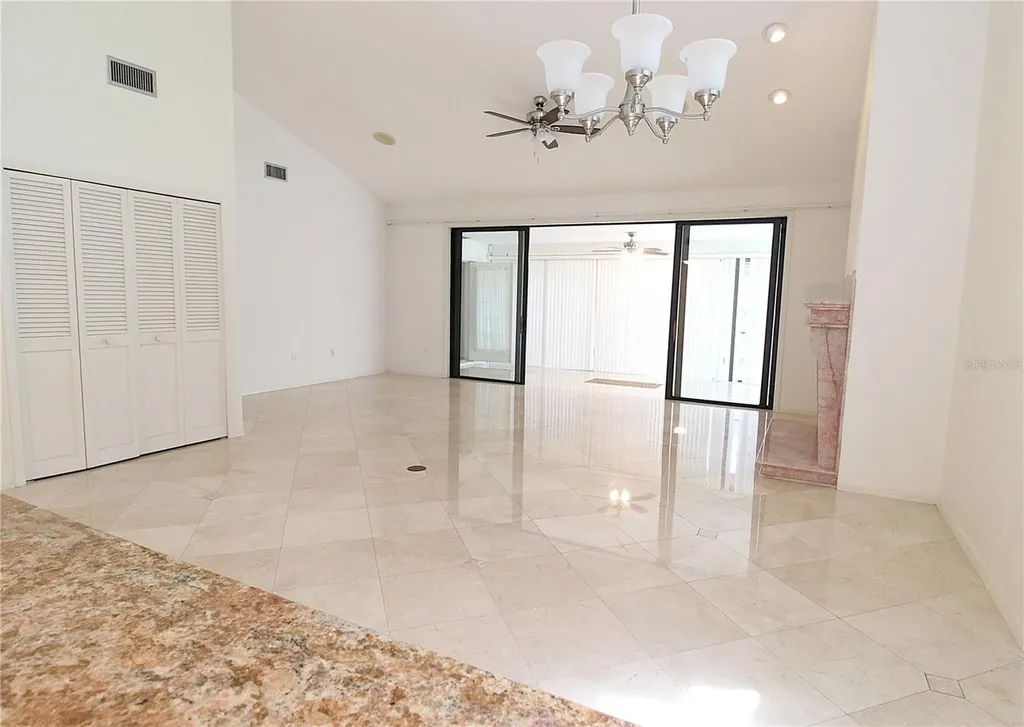 5677 Pipers Waite Sarasota FL 34235