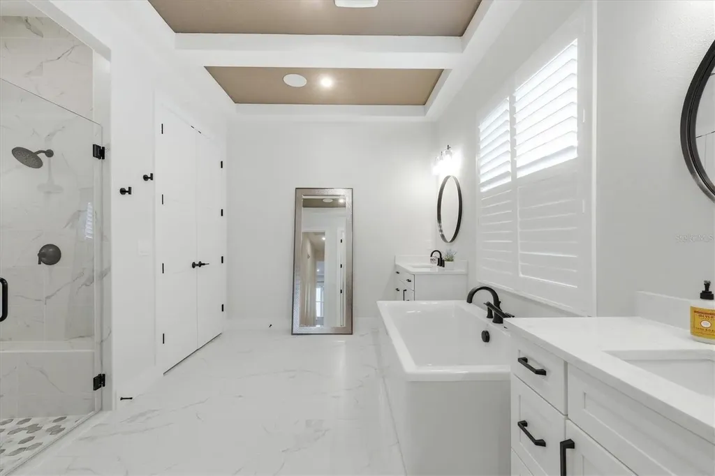 8532 Beechlake Court Sarasota FL 34240