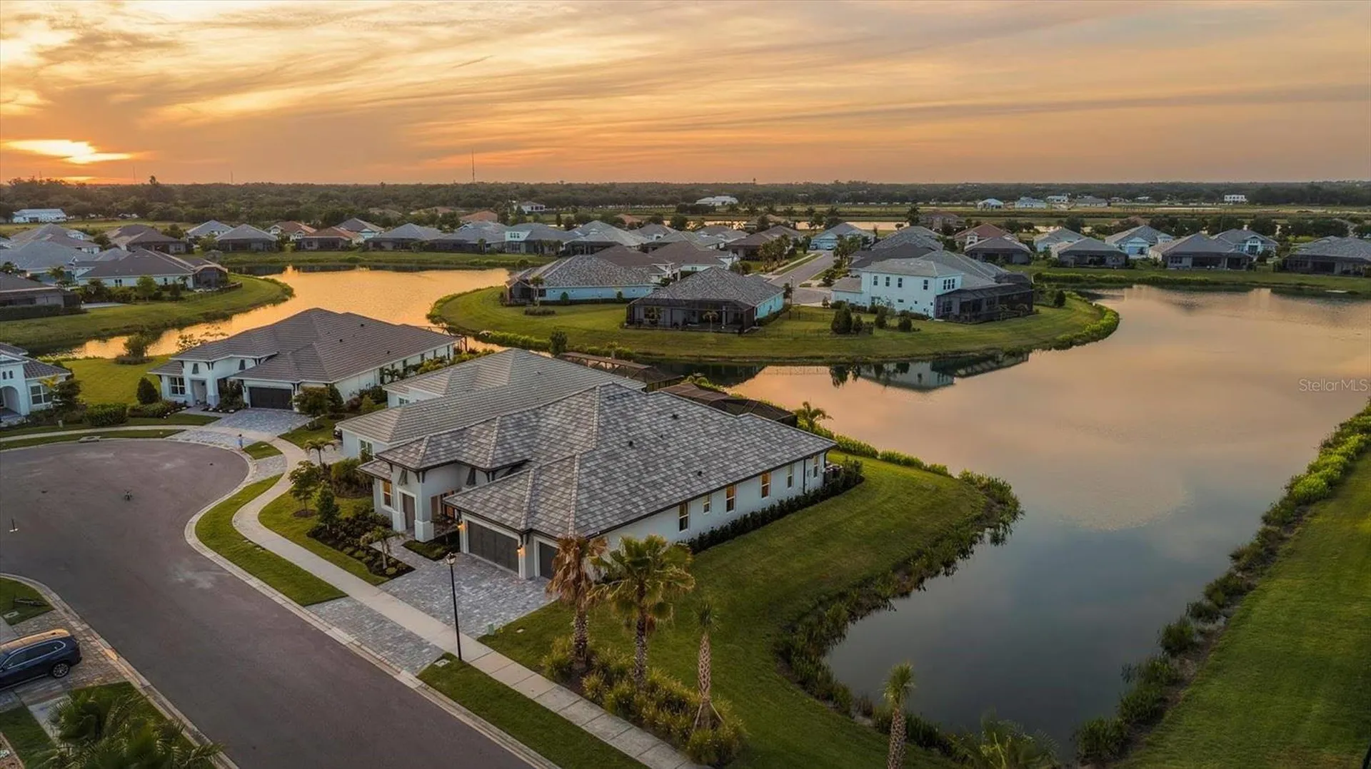 8532 Beechlake Court Sarasota FL 34240
