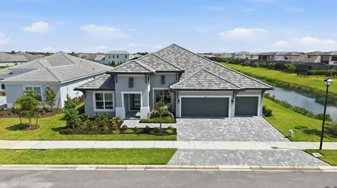 8532 Beechlake Court Sarasota FL 34240