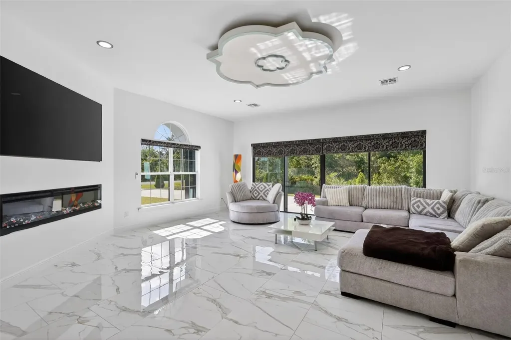 6032 Edgerton Avenue Orlando FL 32833