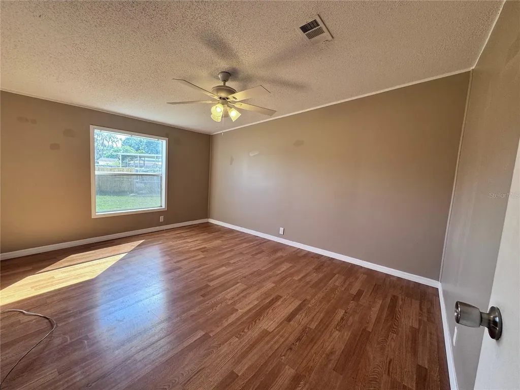 4300 Meadow Ridge Avenue Mulberry FL 33860