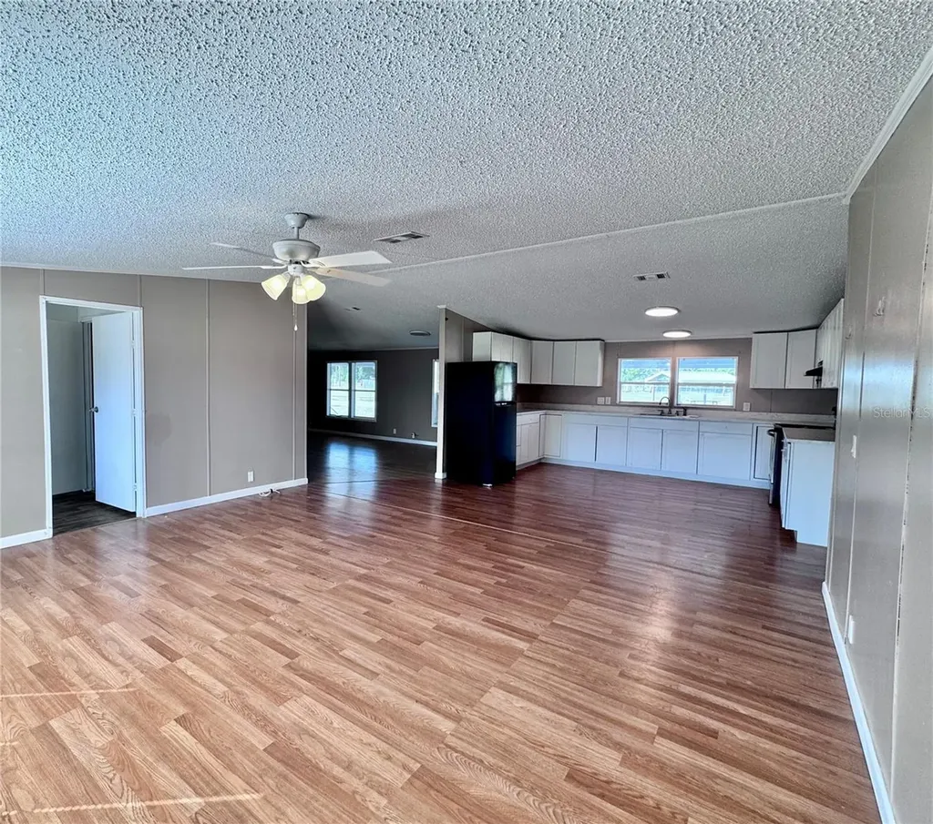 4300 Meadow Ridge Avenue Mulberry FL 33860