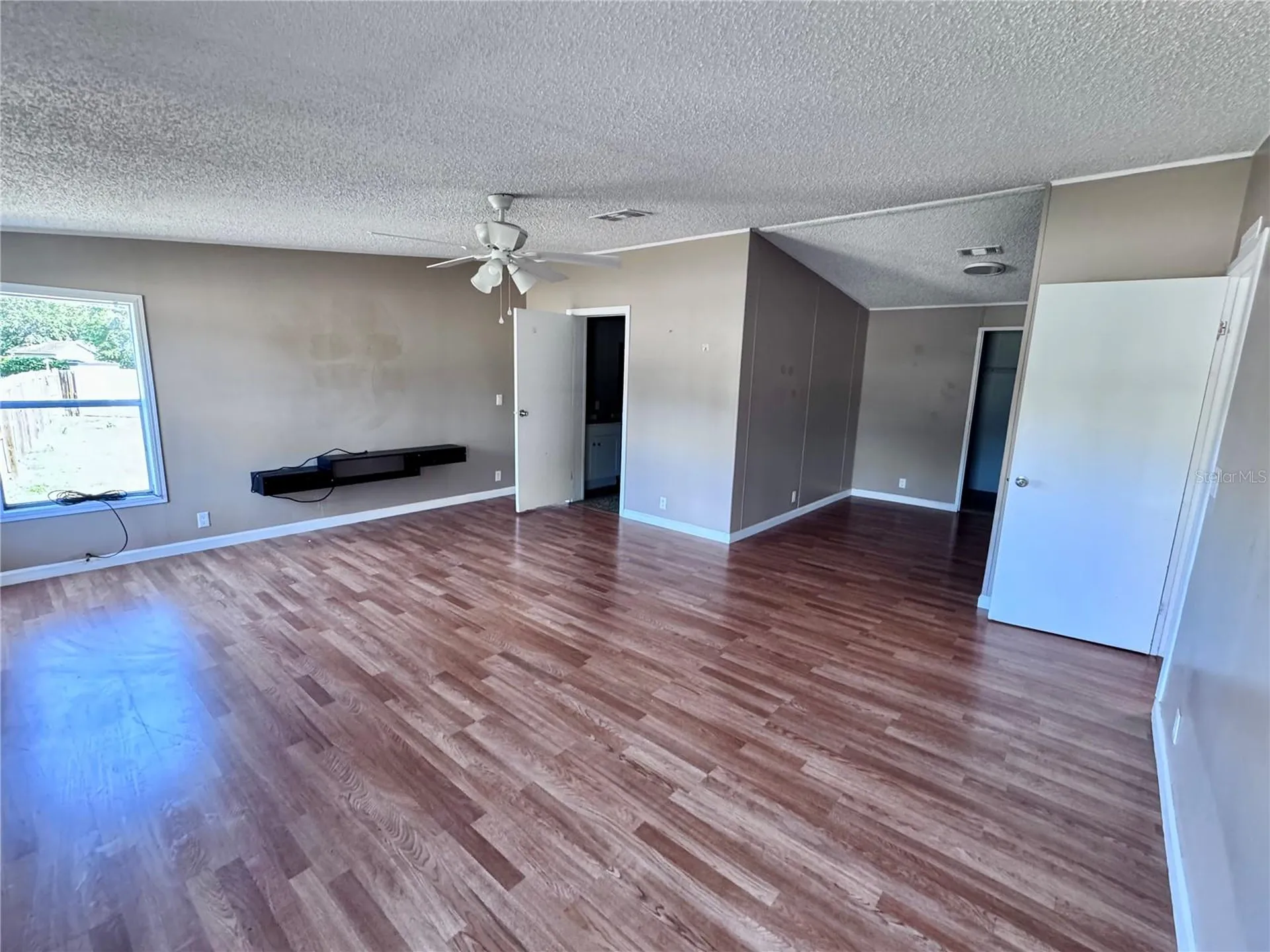 4300 Meadow Ridge Avenue Mulberry FL 33860