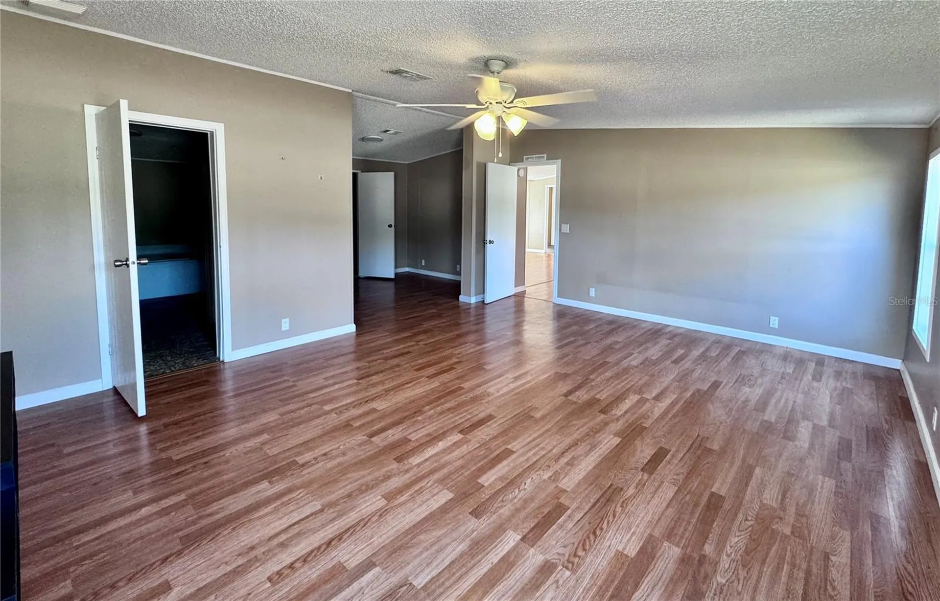 4300 Meadow Ridge Avenue Mulberry FL 33860