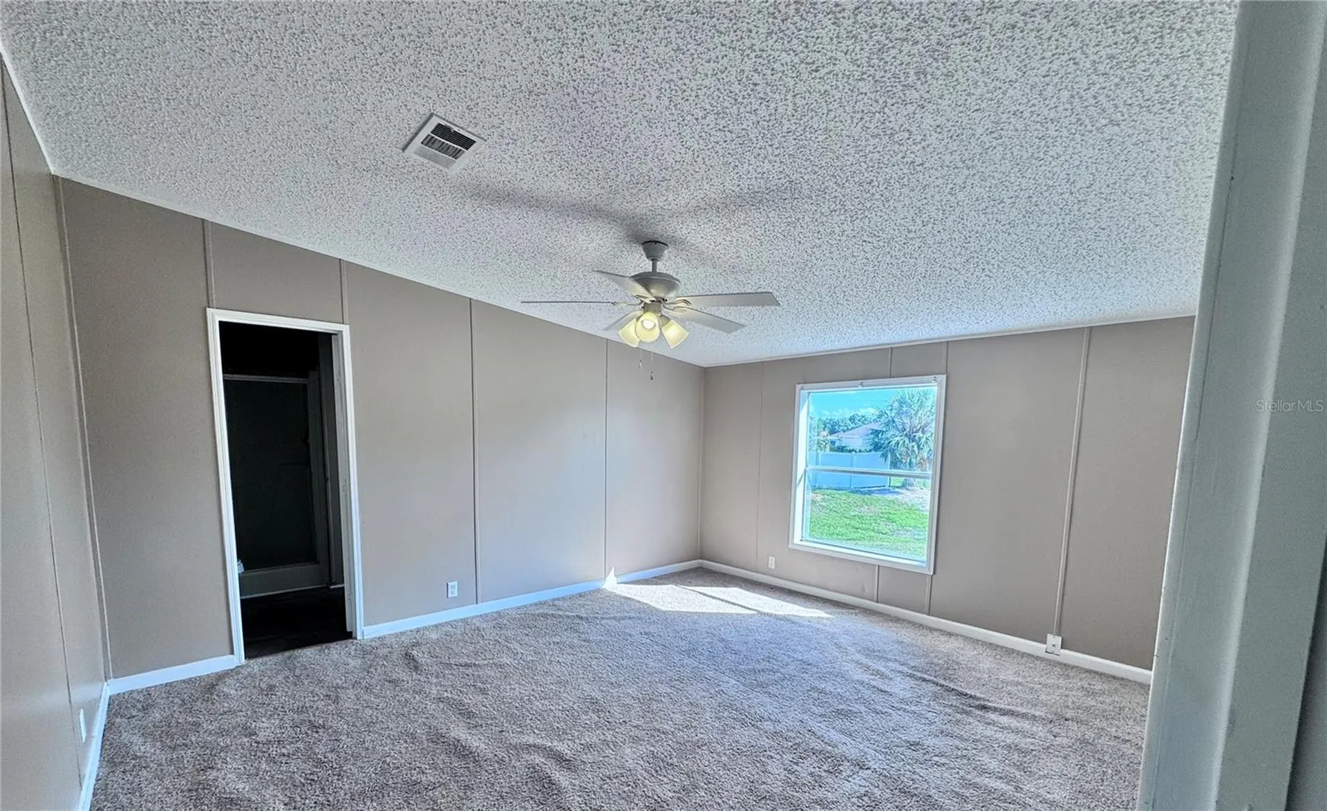 4300 Meadow Ridge Avenue Mulberry FL 33860