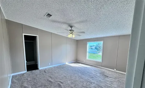 4300 Meadow Ridge Avenue Mulberry FL 33860