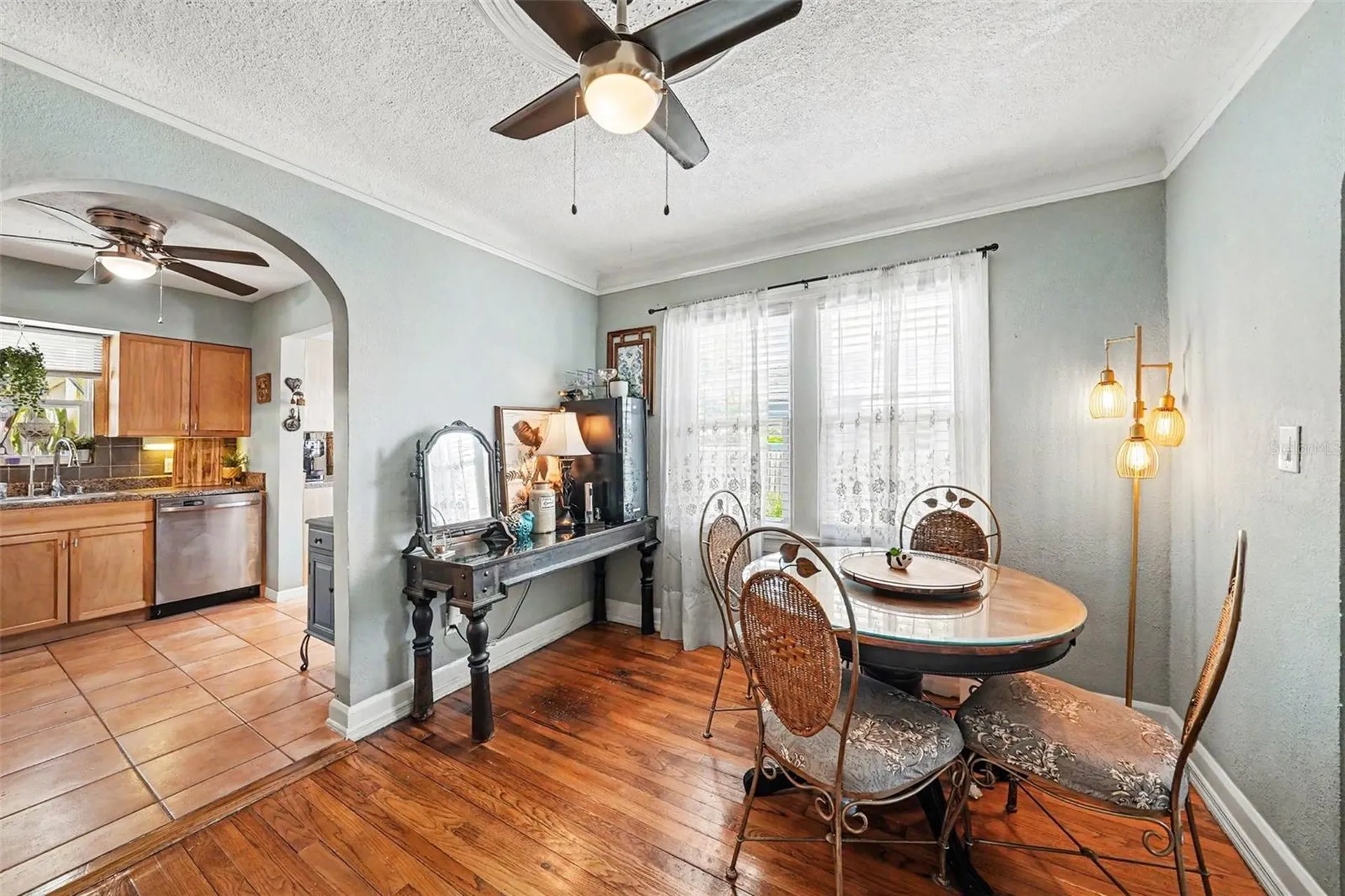 2827 9th Avenue N St Petersburg FL 33713