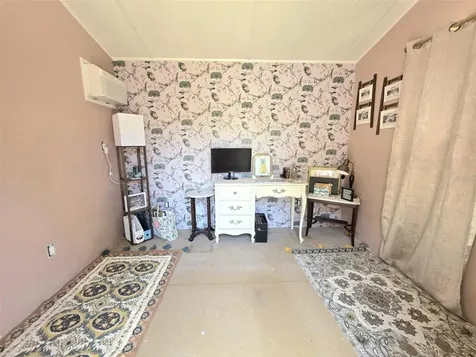 2827 9th Avenue N St Petersburg FL 33713