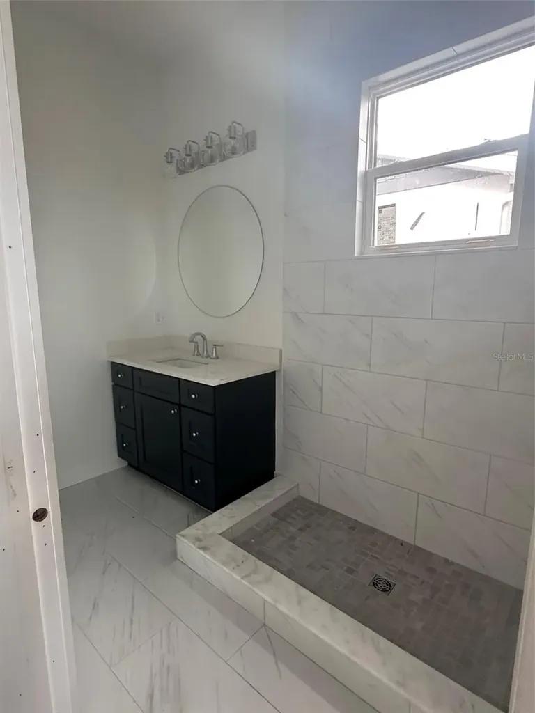 1525 29th Avenue N St Petersburg FL 33704